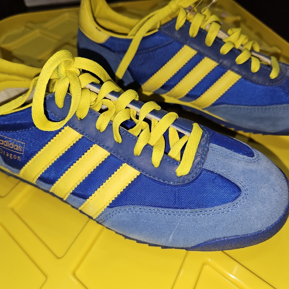 Adidas Men's Vibrant Blue and Yellow Sneakers